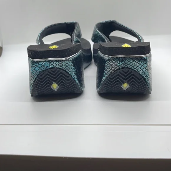 Volatile Python Wedge Sandals - Picture 5 of 6